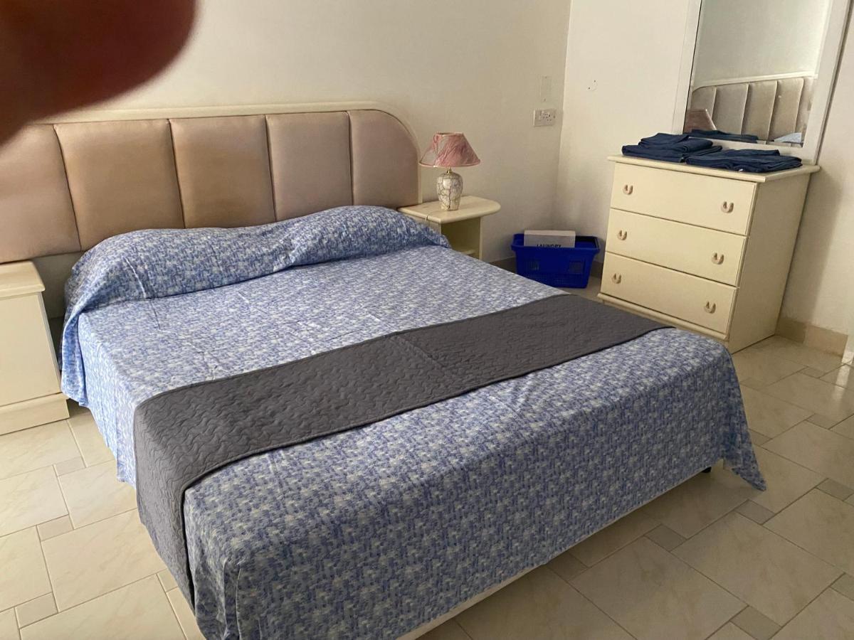 Sea Front Apartment At Mellieha Bay, Malta! ภายนอก รูปภาพ