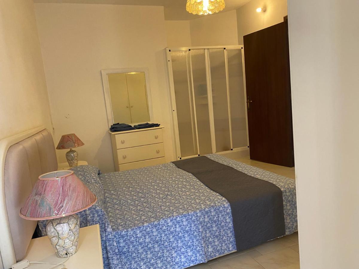 Sea Front Apartment At Mellieha Bay, Malta! ภายนอก รูปภาพ